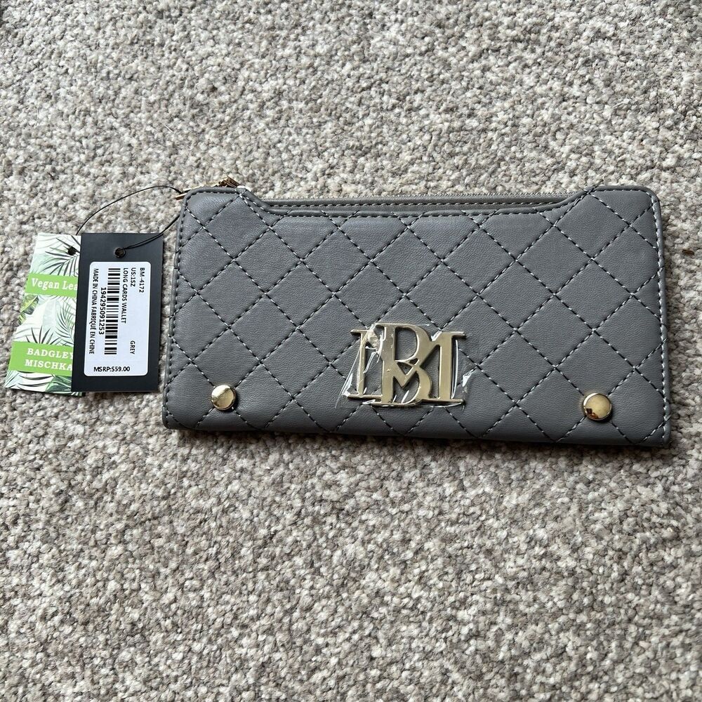 NWT Badgley Mischka Card Wallet Gray Vegan Leather Zipper‎ Logo Quilted